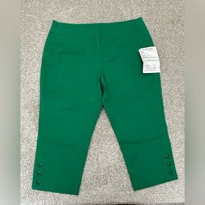 Women’s Christopher & Banks Green Capri’s